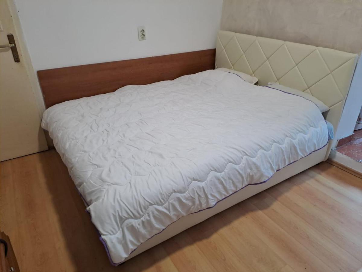 Apartmani Gordana 바르 외부 사진